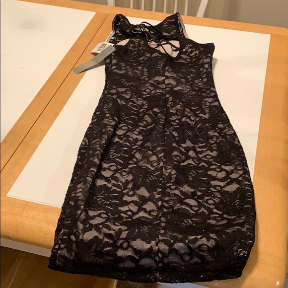 Bodycon dress - Picture 2 of 2